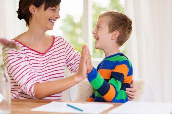 A disciplina positiva para educar crianças felizes