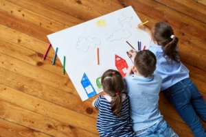 Sete maneiras de estimular a criatividade das crianças através do desenho