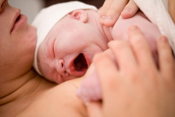 Como o bebê vivencia o parto?