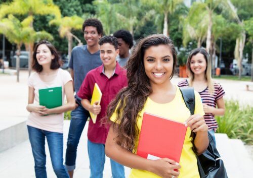 Como lidar com o primeiro dia de aula no ensino médio?