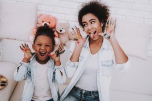 O papel da cuidadora de crianças