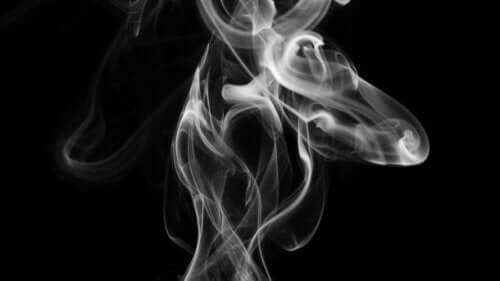 a fumaça do tabaco afeta o bebê