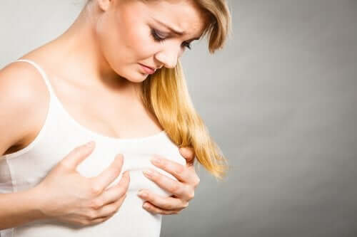 dor nos seios durante a ovulação