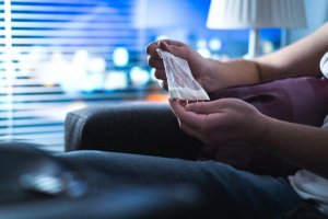 Meu filho está usando drogas: o que devo fazer?