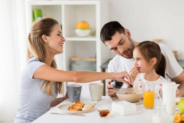 6 ideias de cafés da manhã nutritivos para toda a família