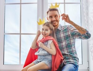 Reciclagem em casa em tempos de quarentena para entreter as crianças