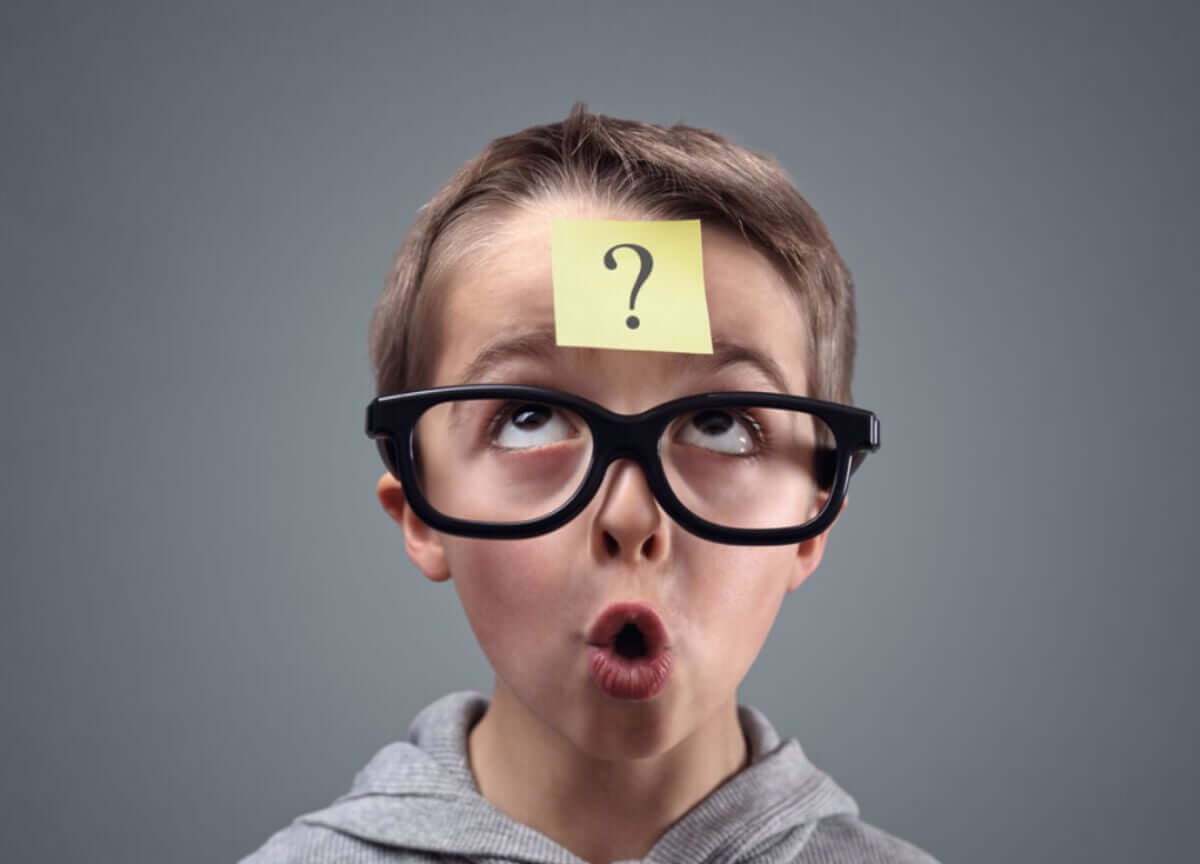 falar para fazer o seu filho pensar