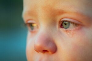 Como reconhecer quando uma criança está triste