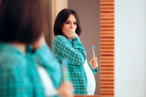 Dentes sensíveis durante a gravidez: o que fazer?