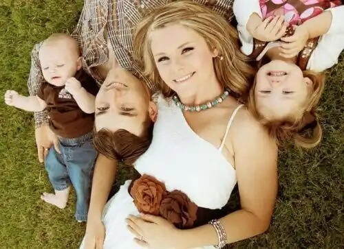 Família unida ao ar livre