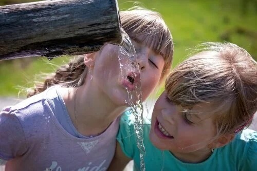 Como aliviar os efeitos do calor nas crianças
