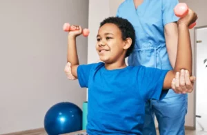 5 benefícios da fisioterapia infantil