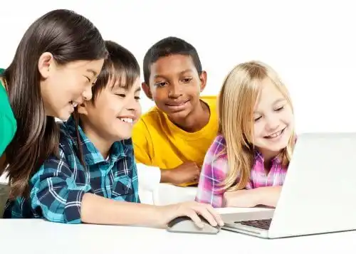 Os cursos online contribuem para a educação das crianças