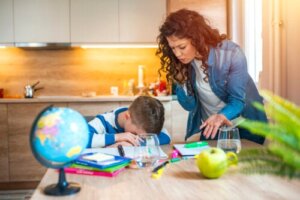 Meu filho perde tudo: como posso ajudá-lo?