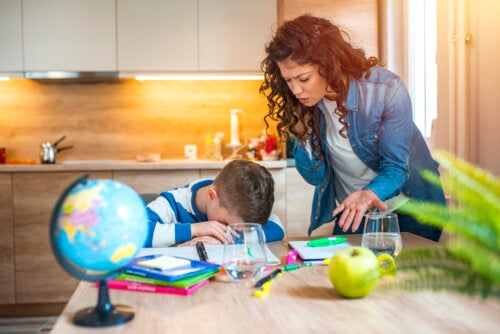 Meu filho perde tudo: como posso ajudá-lo?