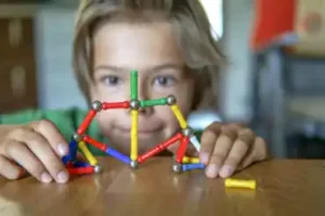 Como saber se uma criança é cinestésica?