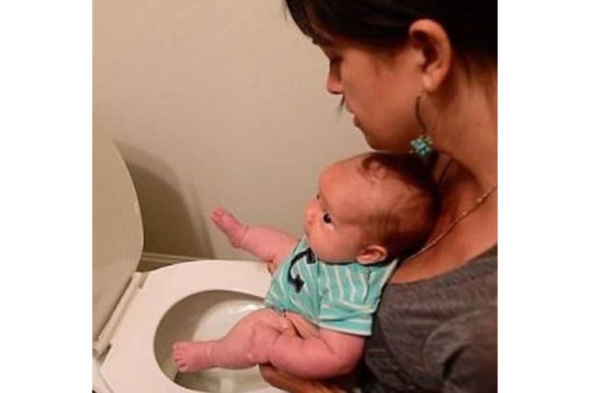 Mãe divide opiniões ao dizer que filhos não usam fralda: "Coloco na privada ou na pia"