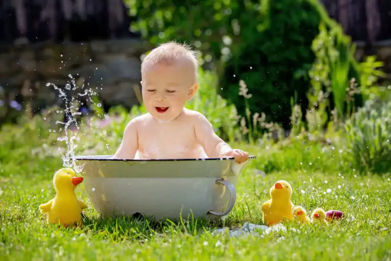 Excesso de higiene pode causar dermatite atópica em crianças
