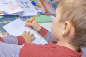 11 benefícios da caligrafia para crianças