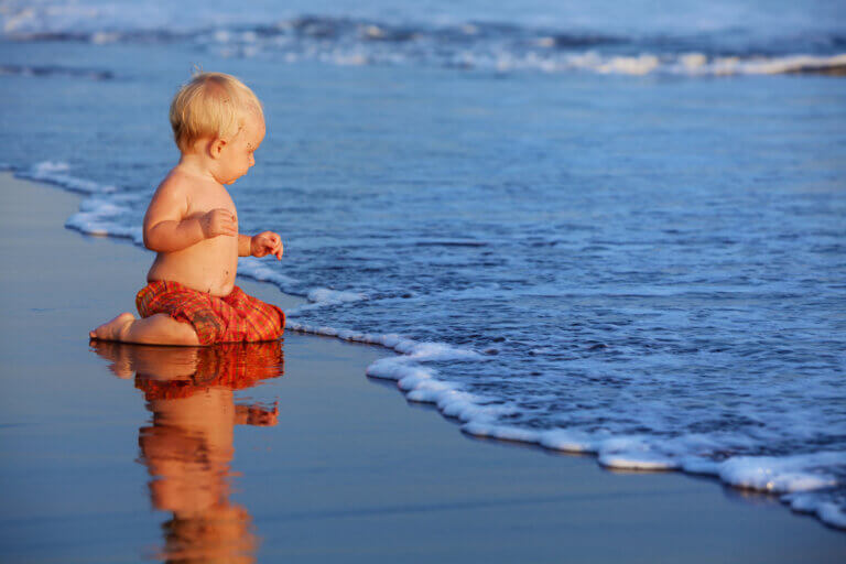 10 benefícios da água do mar para limpar o nariz do bebê