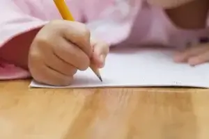 13 dicas para ajudar as crianças a melhorar a escrita